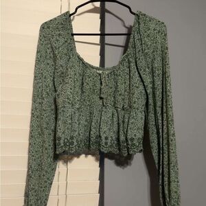 Green Floral Women's Top hollister